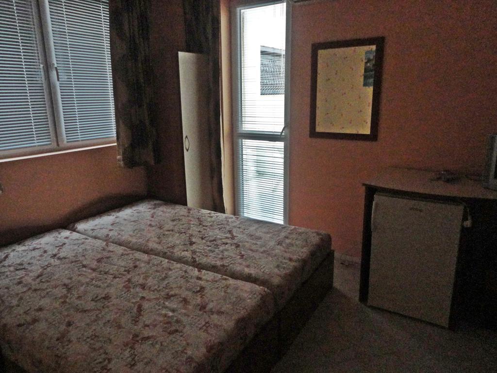 Guest Rooms Casa Luba スヴェティ・ヴラス 部屋 写真