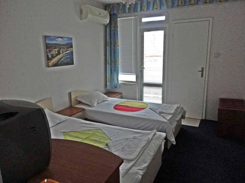 Guest Rooms Casa Luba スヴェティ・ヴラス 部屋 写真