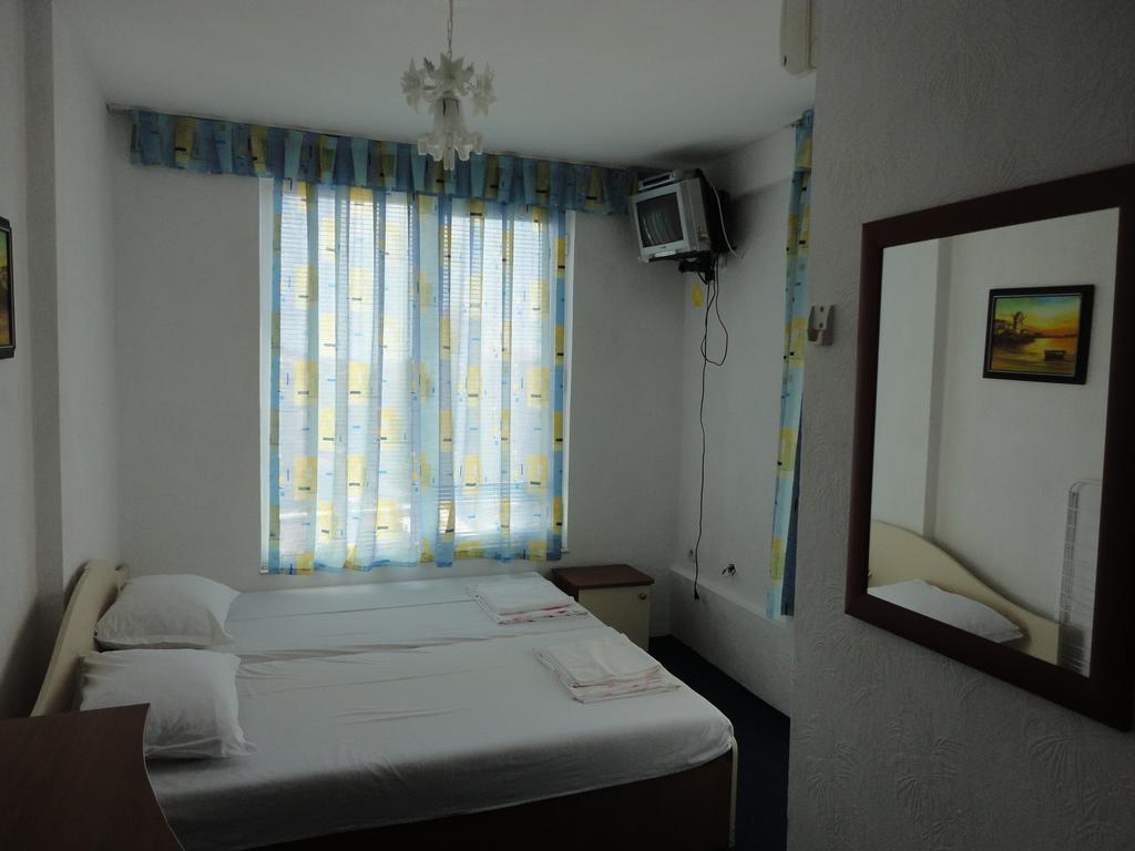Guest Rooms Casa Luba スヴェティ・ヴラス 部屋 写真